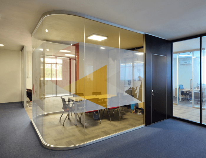 GIBCA-G5-TRANSPARENT-MODULAR-DEMOUNTABLE-OFFICE-PARTITION-SYSTEM